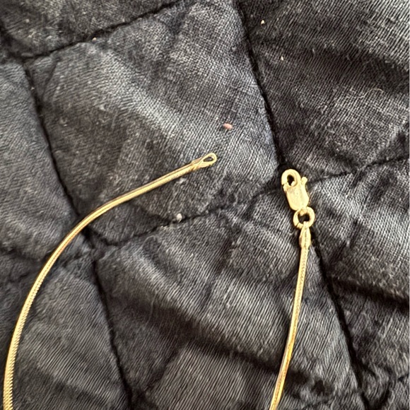 Silver Chain - Picture 3 of 5